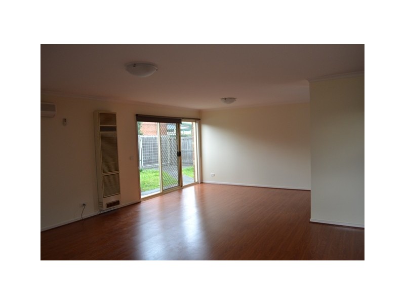 1/25 Freeman Drive, Pascoe Vale VIC 3044