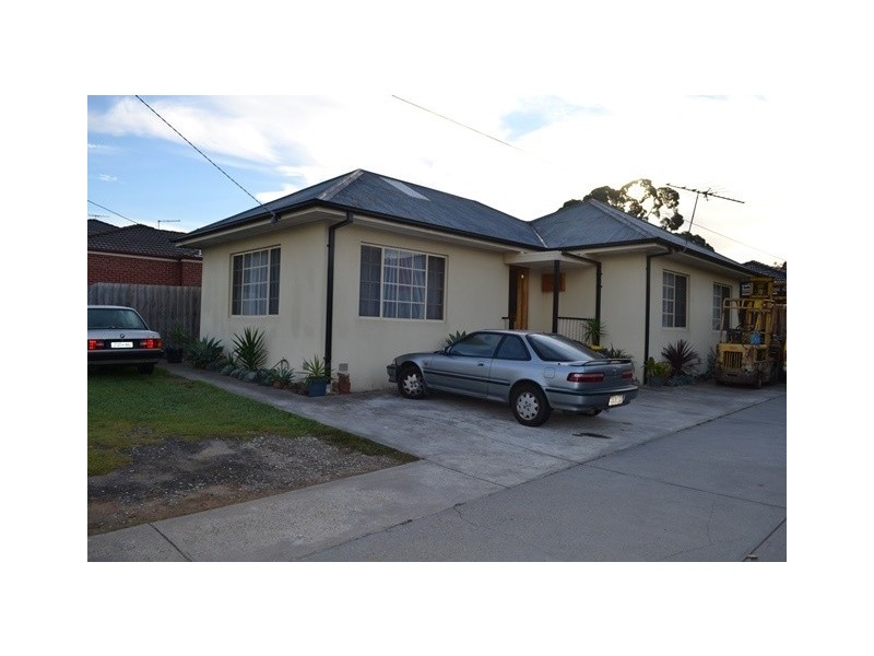 1/568 Pascoe Vale Road, Oak Park VIC 3046