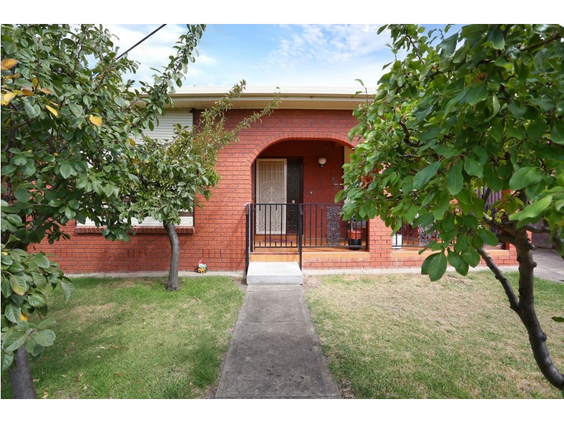 69 Royal Parade, Pascoe Vale South VIC 3044
