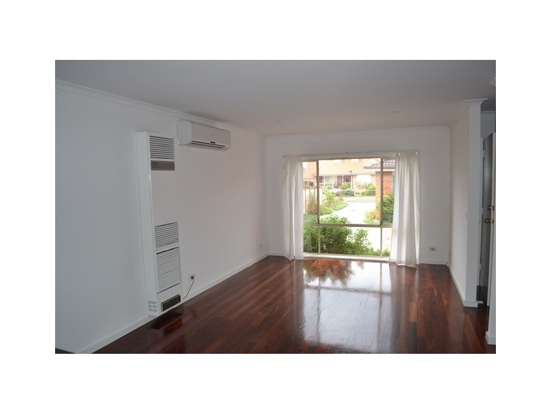 2/206 Wood Street, Preston VIC 3072