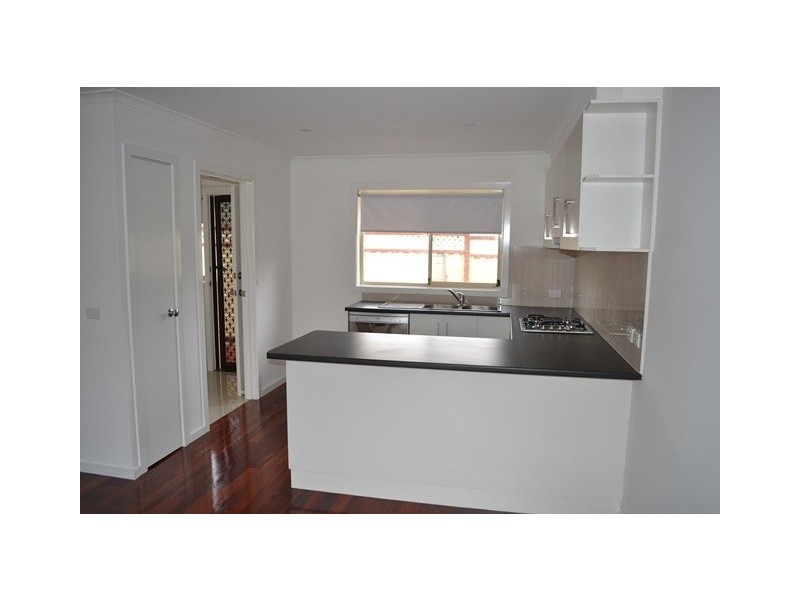 2/206 Wood Street, Preston VIC 3072