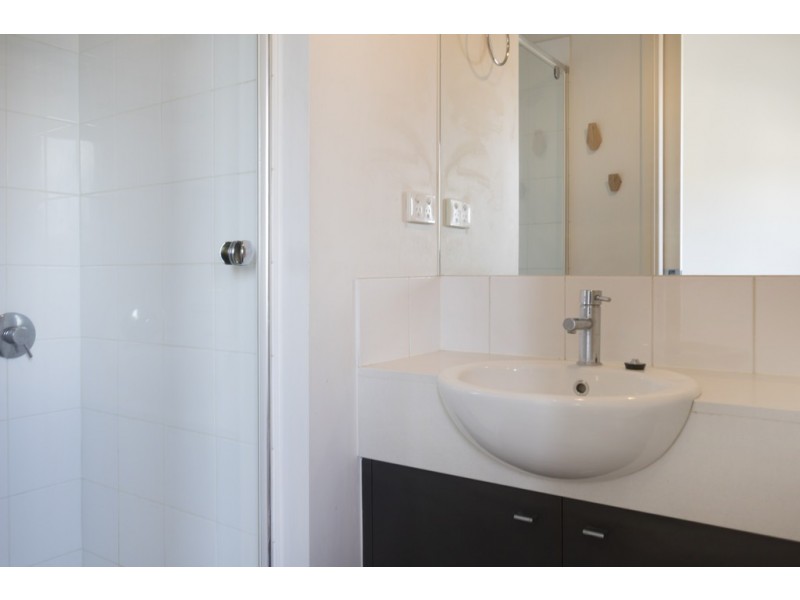 16/1-5 Grantham Street, Brunswick West VIC 3055