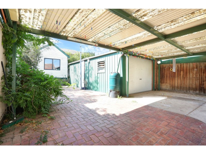 18 Bent Street, Brunswick West VIC 3055