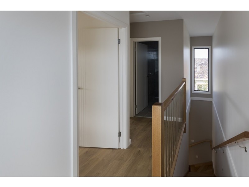 1/13 Rodney Avenue, Coburg VIC 3058