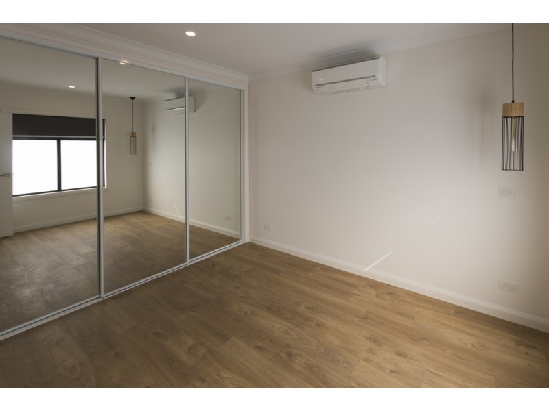 1/13 Rodney Avenue, Coburg VIC 3058