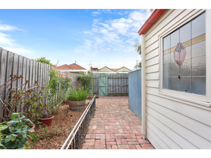 13 Evans Street, Brunswick VIC 3056