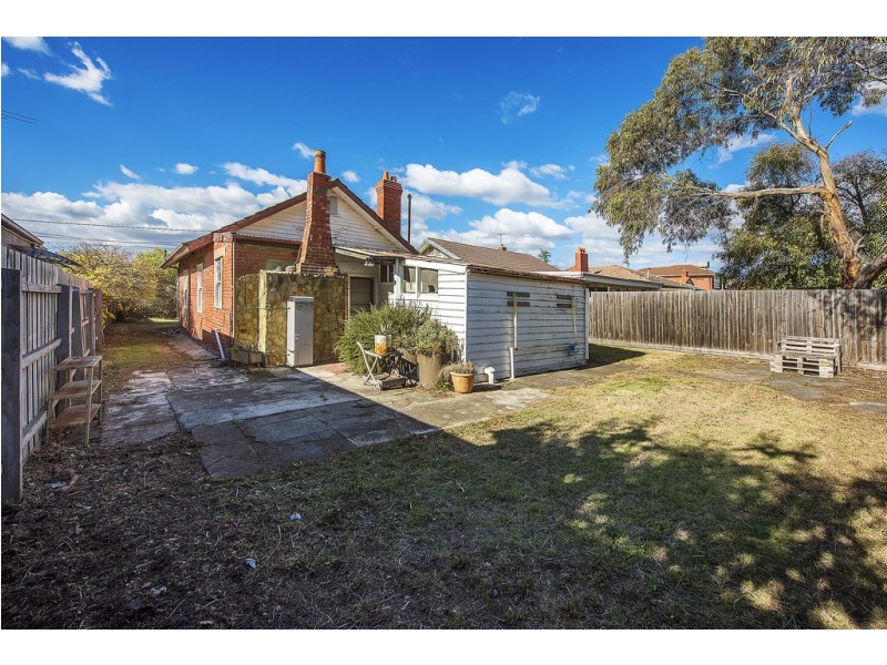 19 Glenora Avenue, Coburg VIC 3058