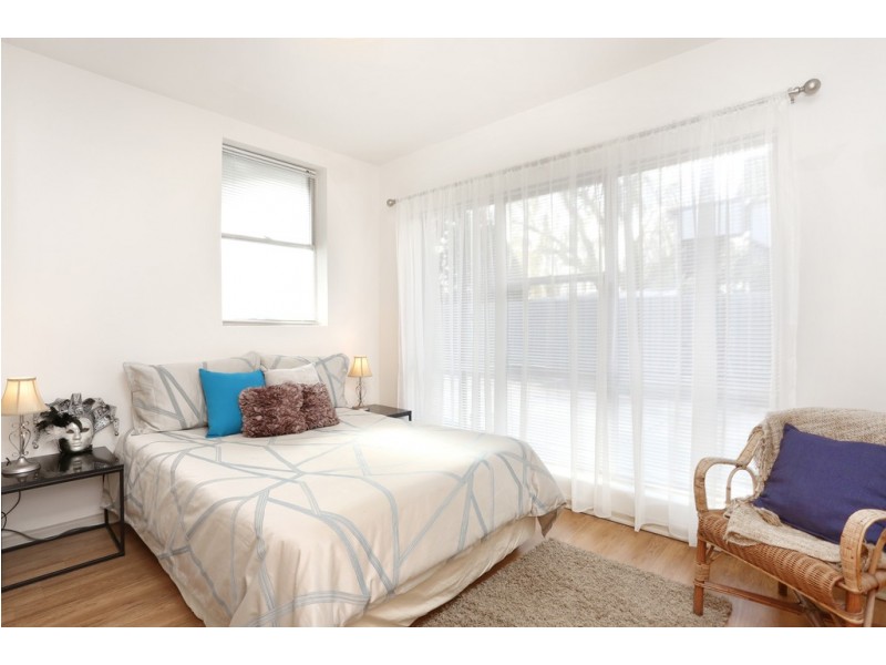 5/27 The Grove, Coburg VIC 3058