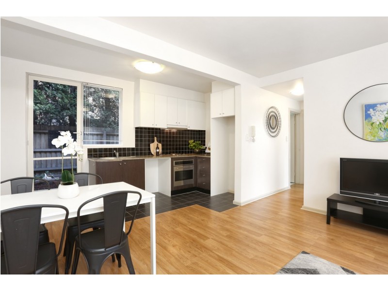 5/27 The Grove, Coburg VIC 3058