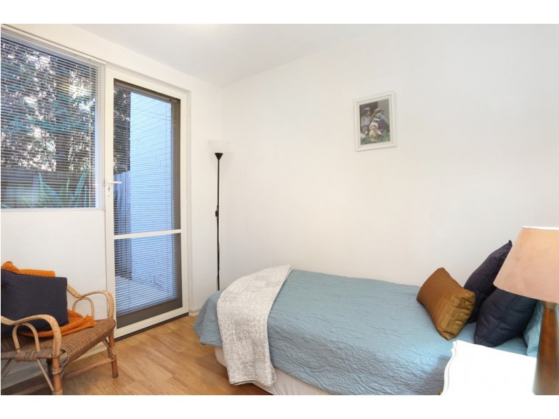 5/27 The Grove, Coburg VIC 3058