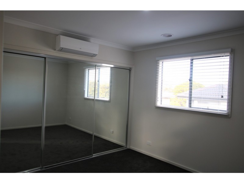 2/7 Golf Road, Rosanna VIC 3084