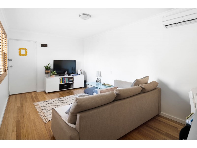 17/13 Hopetoun Avenue, Brunswick West VIC 3055