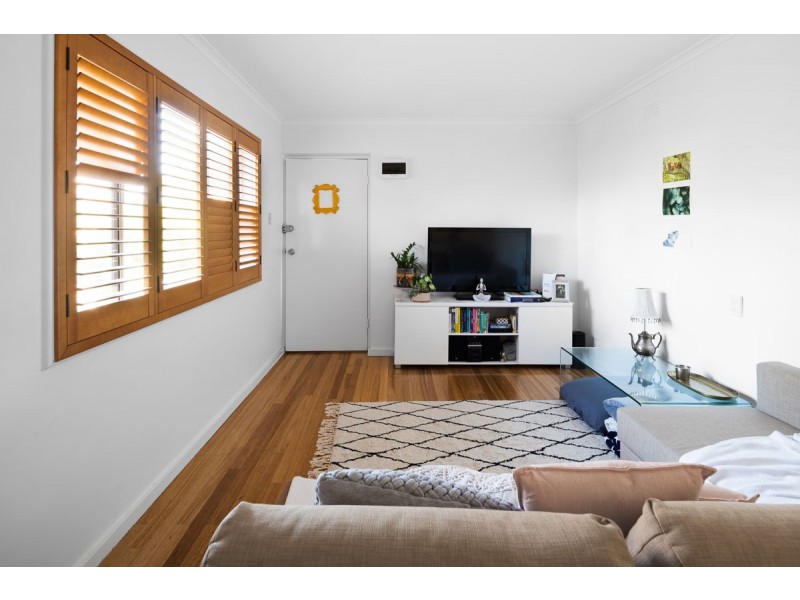 17/13 Hopetoun Avenue, Brunswick West VIC 3055