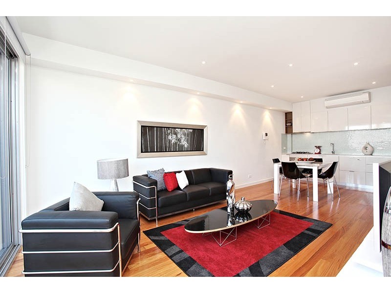 2/185 Moreland Road, Coburg VIC 3058