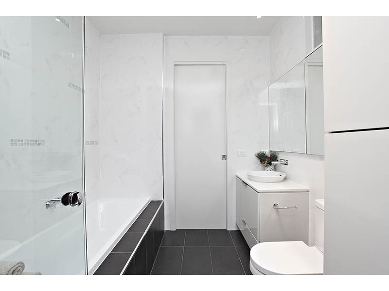 2/185 Moreland Road, Coburg VIC 3058