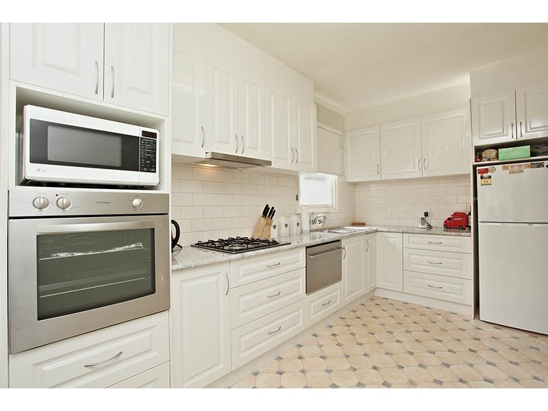 17 Hilda Street, Glenroy VIC 3046