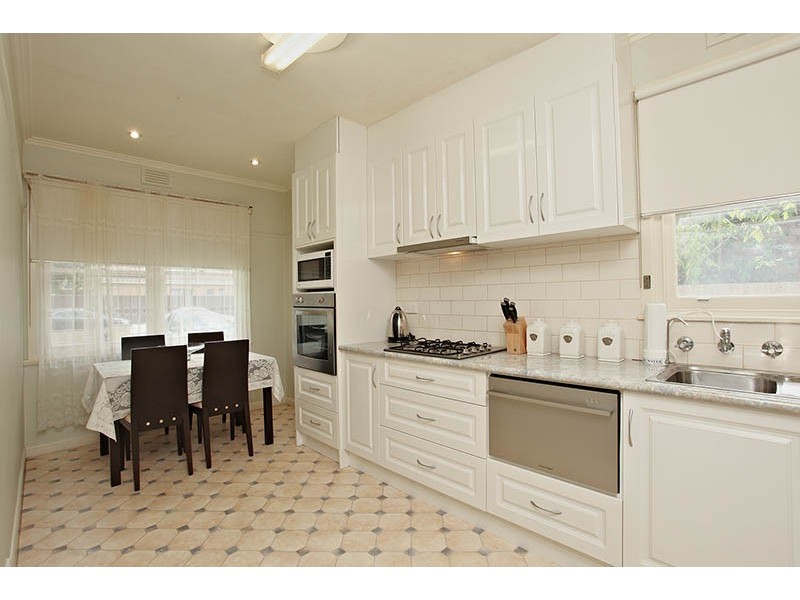 17 Hilda Street, Glenroy VIC 3046