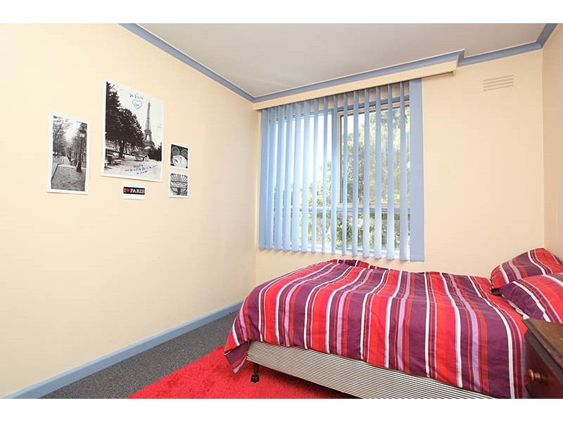 8/305 Albion Street, Brunswick VIC 3056