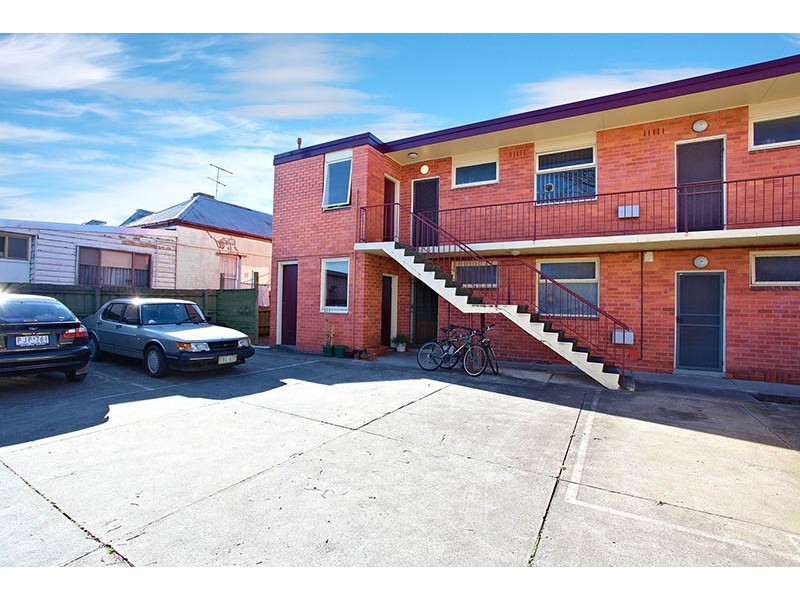8/305 Albion Street, Brunswick VIC 3056