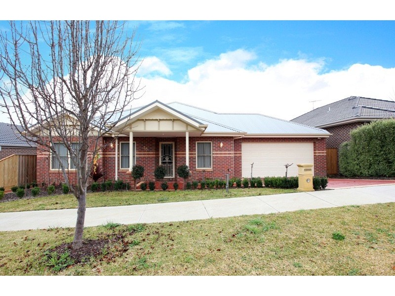 20 Merrijig Crescent, Doreen VIC 3754