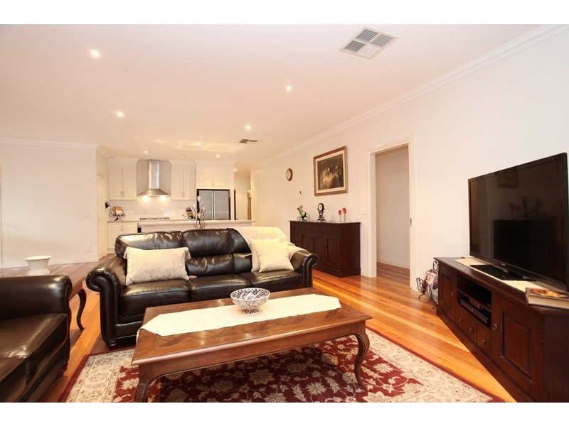 20 Merrijig Crescent, Doreen VIC 3754