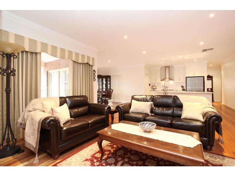 20 Merrijig Crescent, Doreen VIC 3754