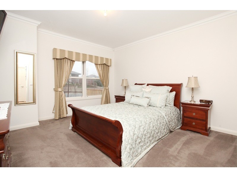 20 Merrijig Crescent, Doreen VIC 3754