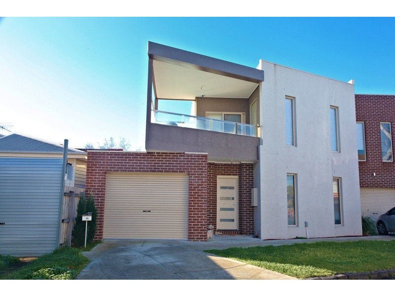 2B Lygon Street, Coburg VIC 3058