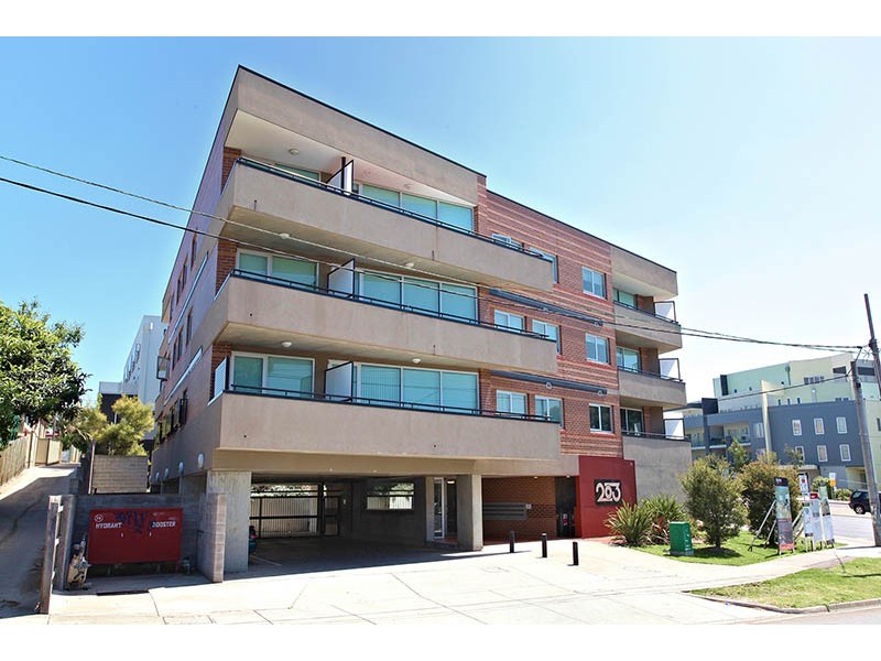 Unit 19/203 Nicholson Street, Coburg VIC 3058