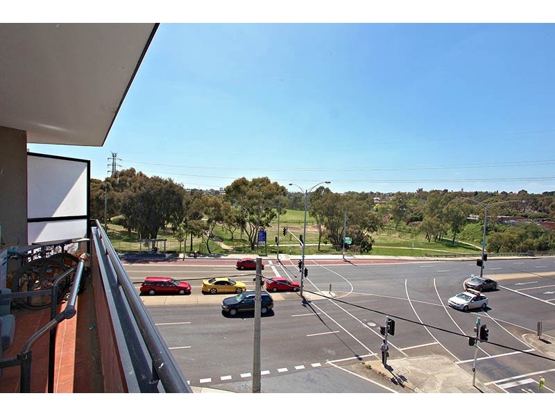 Unit 19/203 Nicholson Street, Coburg VIC 3058