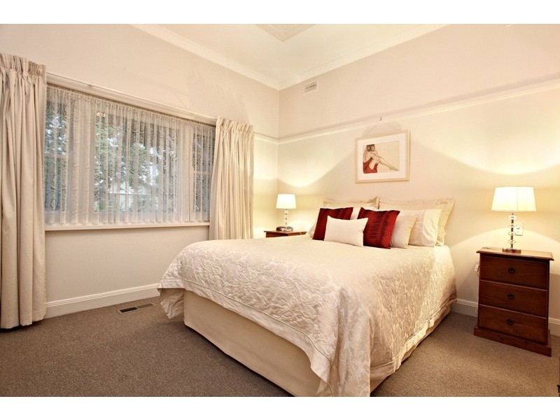 28 Shiers Street, Fairfield VIC 3078