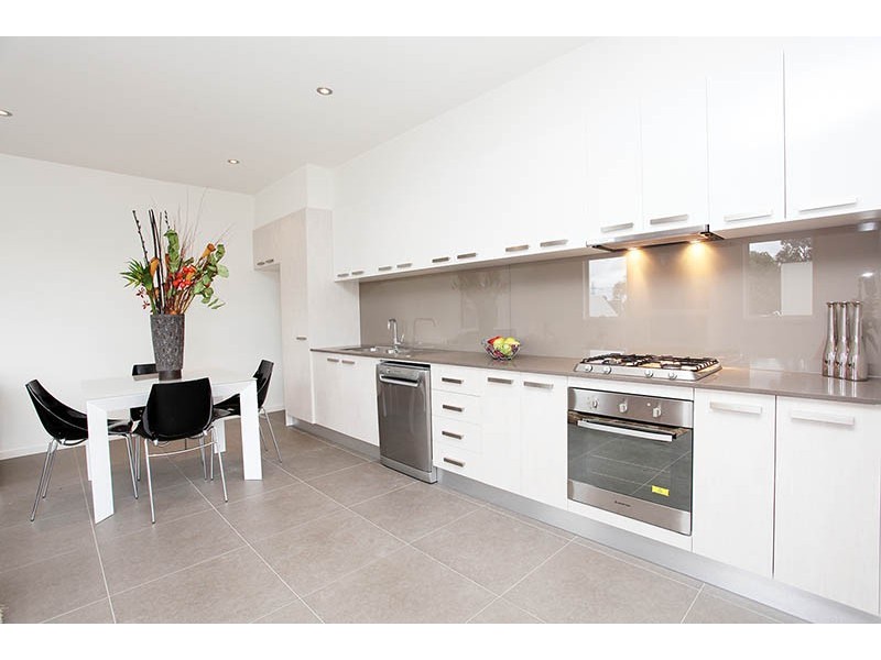 1-23 /110-116 Moore Street, Coburg VIC 3058