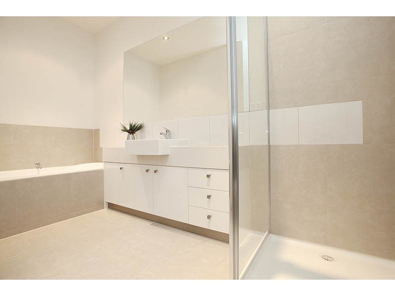 1-23 / 110-116 Moore Street, Coburg VIC 3058