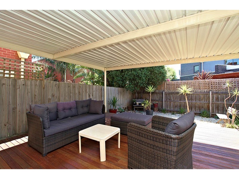 5 Farm Road, Coburg VIC 3058