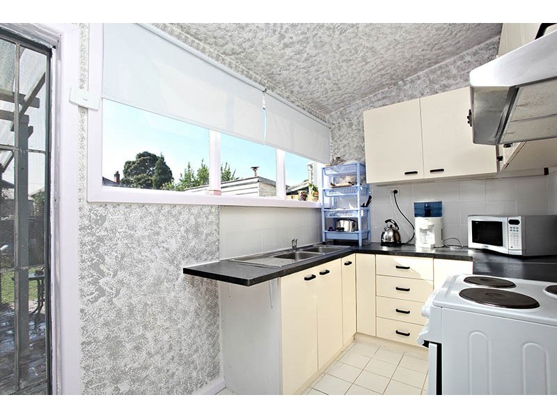 18 Webb Street, Coburg VIC 3058