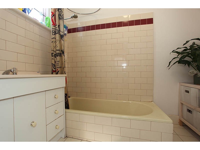 72 Dunstan Avenue, Brunswick VIC 3056