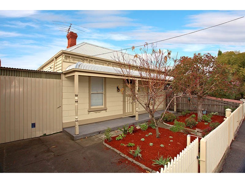 8 Austral Avenue, Brunswick VIC 3056