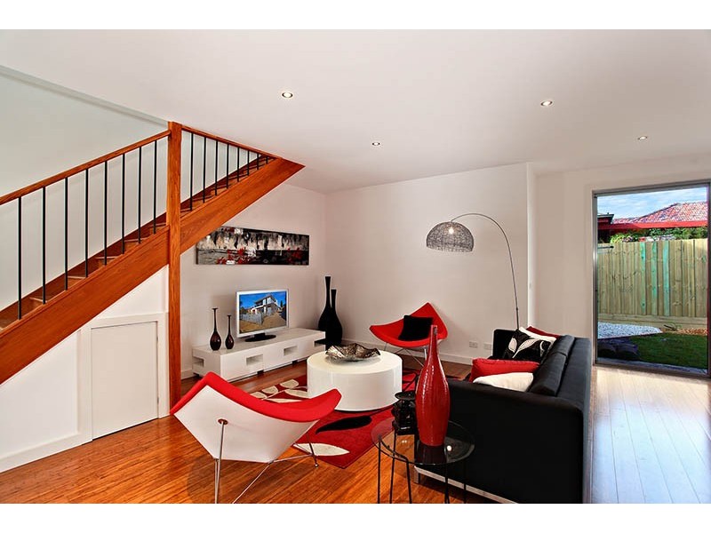 2/27 Horton Street, Reservoir VIC 3073