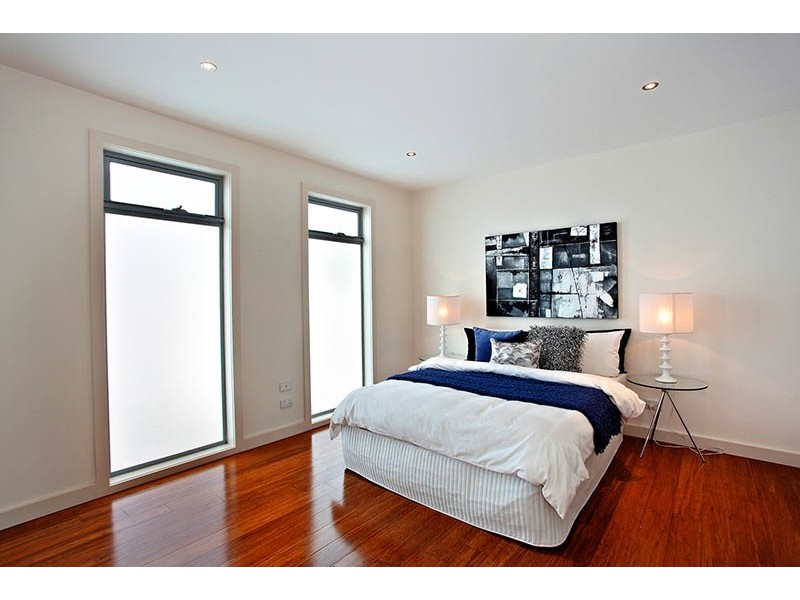 2/27 Horton Street, Reservoir VIC 3073