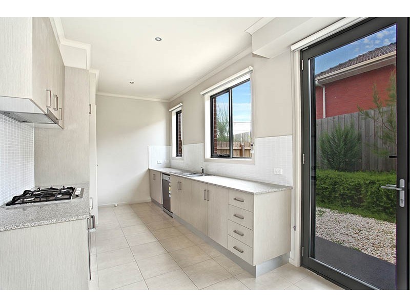 2/60-62 Maroondah Hwy, Croydon VIC 3136
