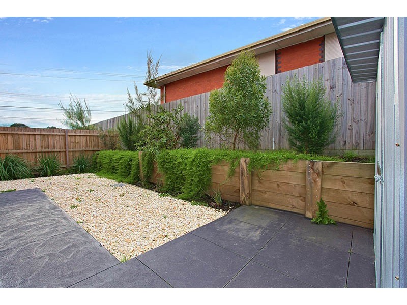 2/60-62 Maroondah Hwy, Croydon VIC 3136