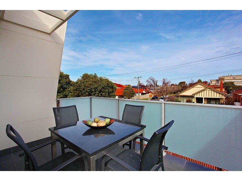 15 Rennie Street, Coburg VIC 3058