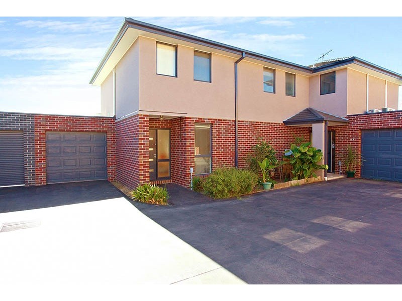 12/11-13 Olive Street, Reservoir VIC 3073