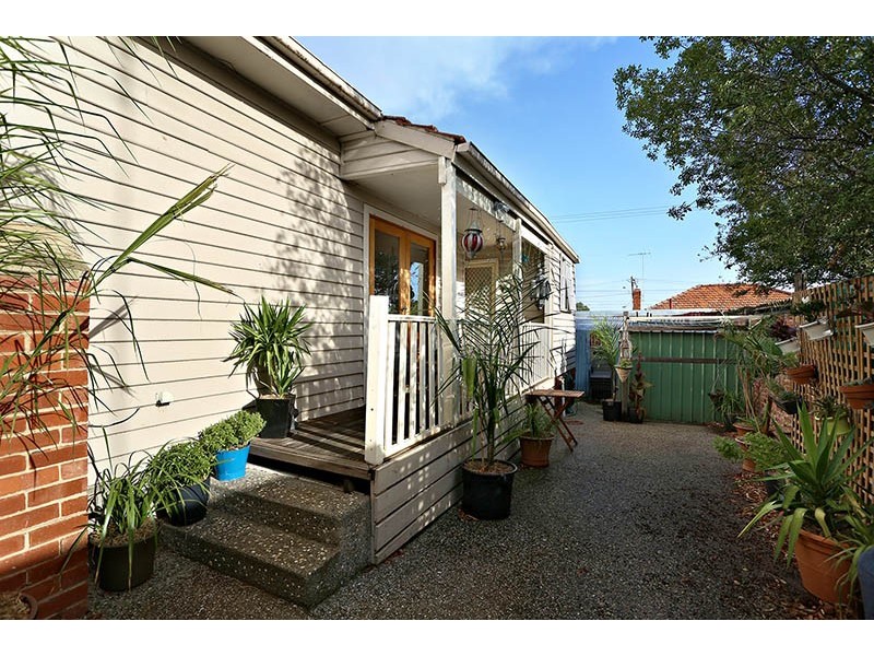 1 Lothair Street, Pascoe Vale South VIC 3044