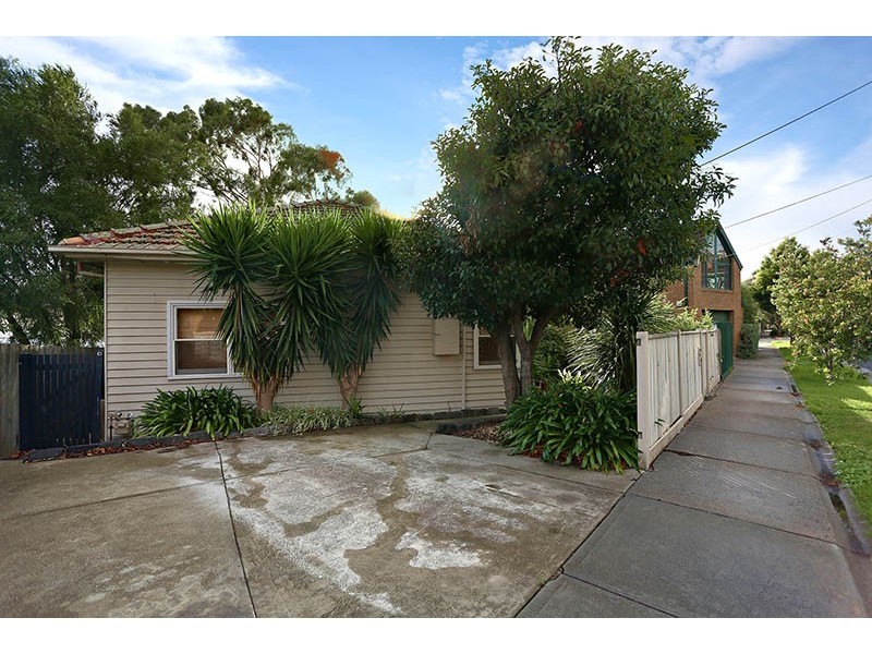 1 Lothair Street, Pascoe Vale South VIC 3044