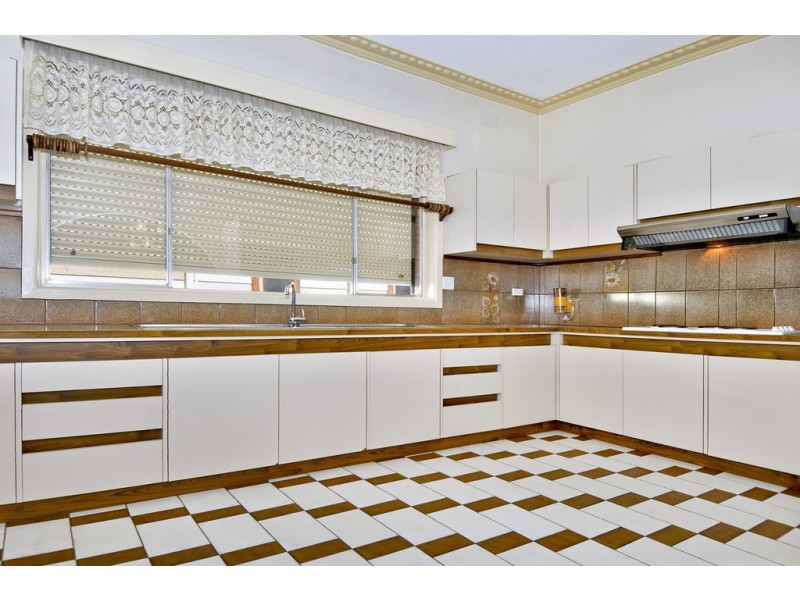 55 Shamrock Street, Brunswick West VIC 3055