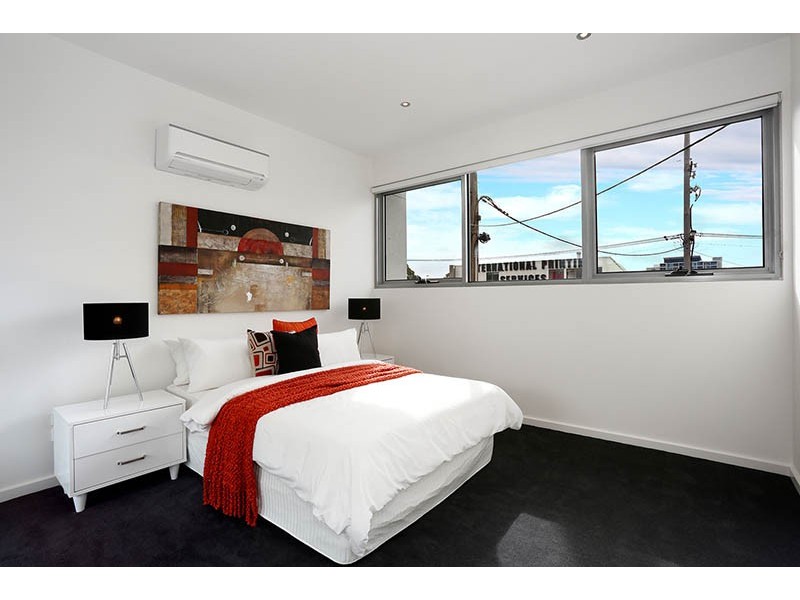 1/150 Donald Street, Brunswick VIC 3056