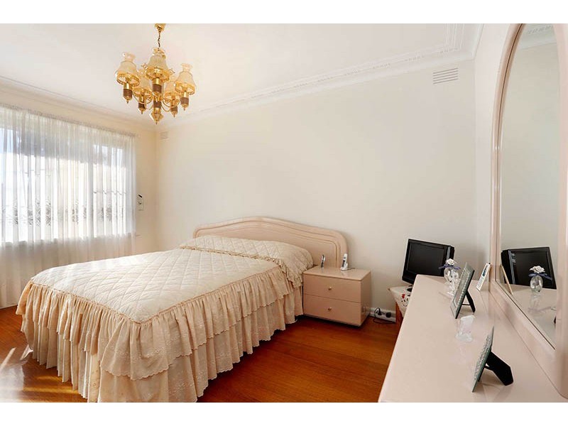 31 Morell Street, Glenroy VIC 3046