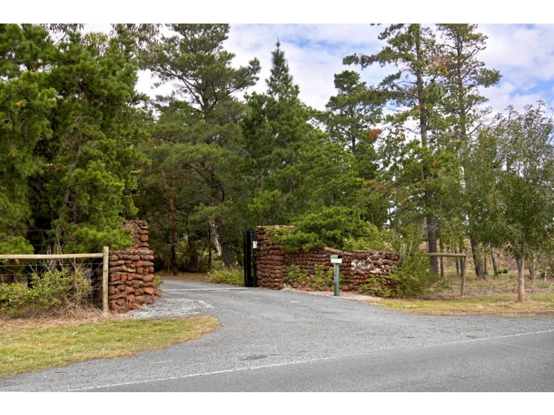 1395 Dohertys Road, Mount Cottrell VIC 3024