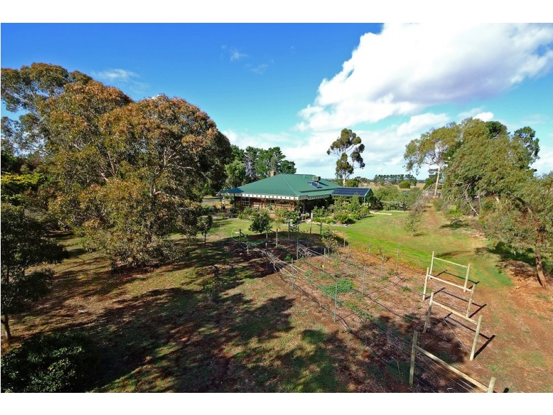 1395 Dohertys Road, Mount Cottrell VIC 3024